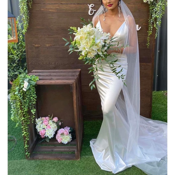 Paris Ruched Detail Backless Floor Length Slip Dress - Picture 7 of 12